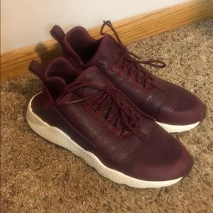 Nike Sneakers Size 8